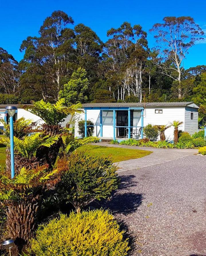 Strahan Retreat Holiday Park Exterior foto