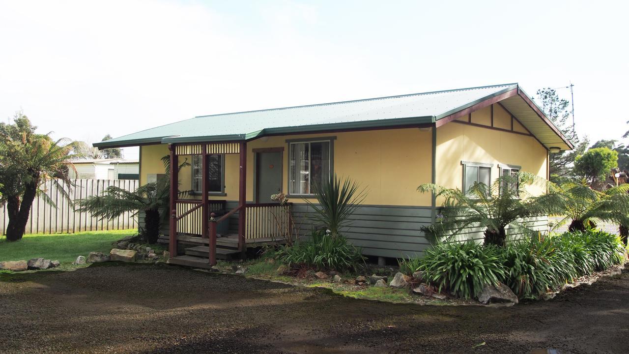 Strahan Retreat Holiday Park Exterior foto