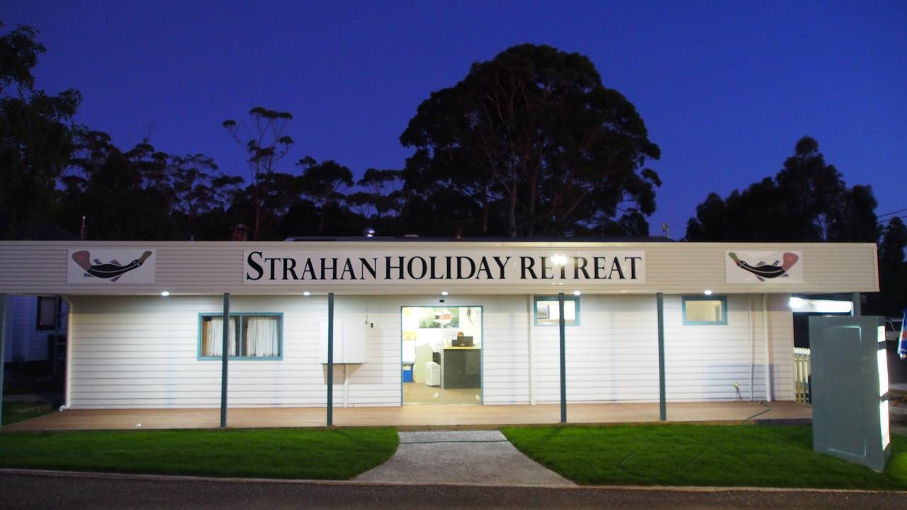 Strahan Retreat Holiday Park Exterior foto